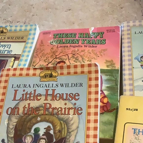 Book series - Picture 2 of 3